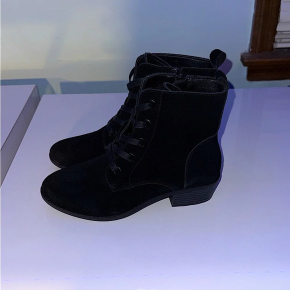 SUEDE BOOTS - Picture 2 of 6